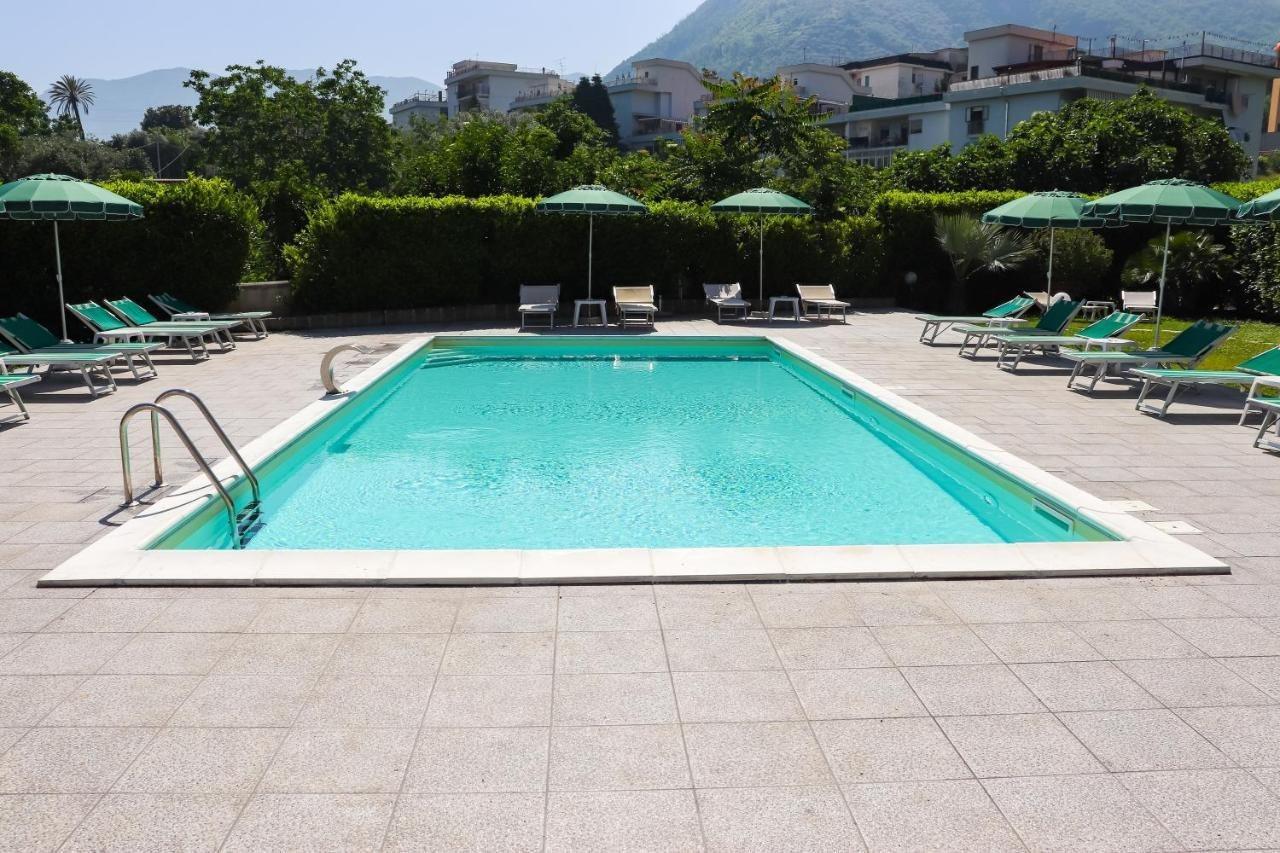 Europa Stabia Hotel Castellammare di Stabia Exterior foto